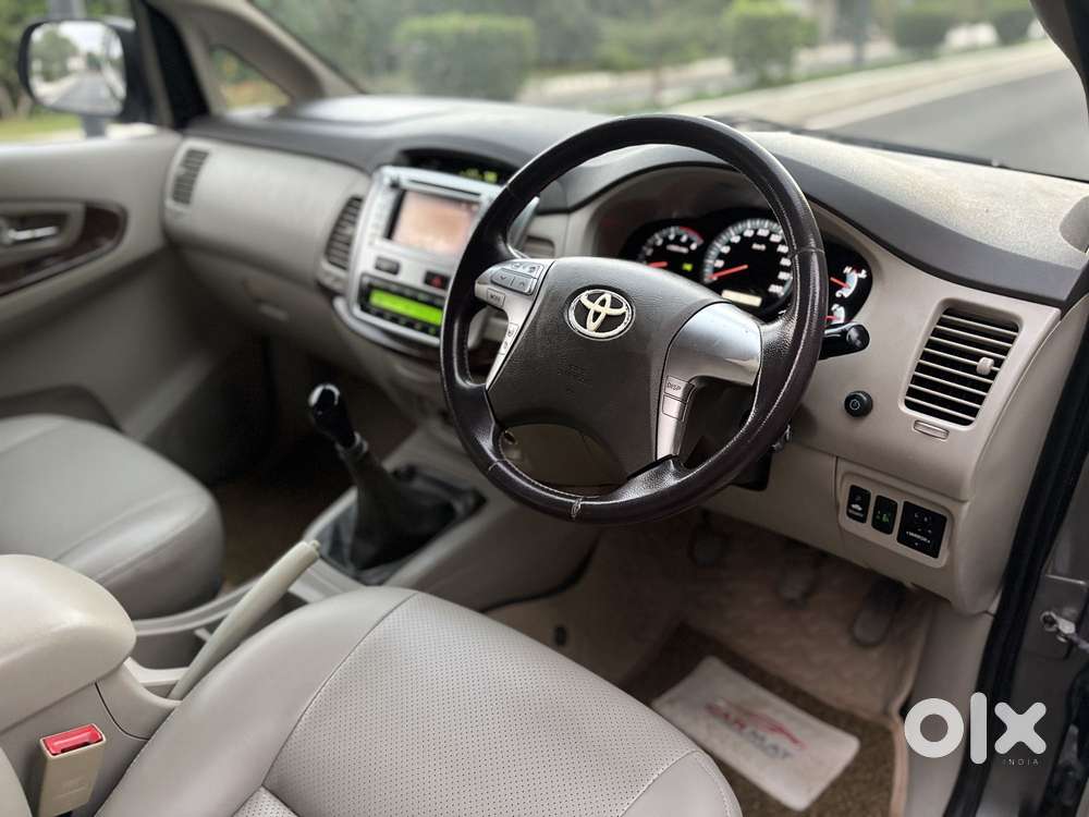 Toyota Innova 2.5 Vx 7 Str, 2014, Diesel