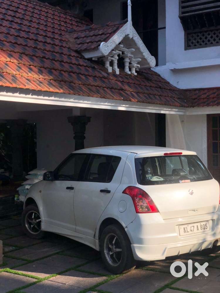 Swift 2009 Petrol Manual Km Driven