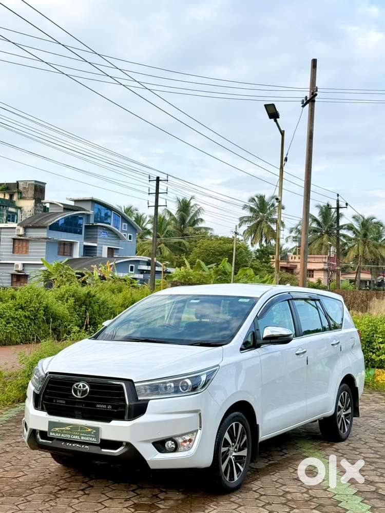 Toyota Innova Crysta 2.4 Z 7 Str, 2023, Diesel