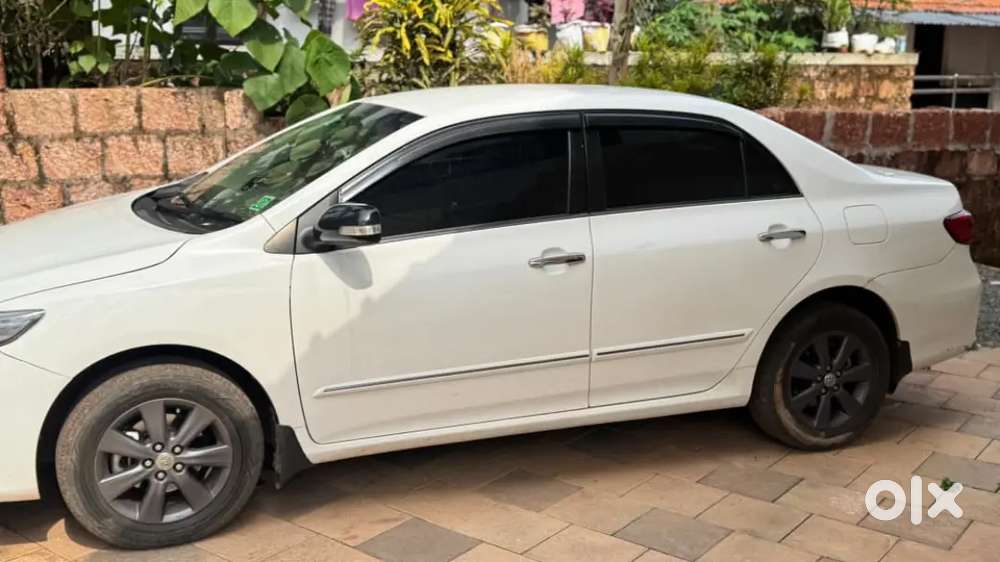 Toyota Corolla Altis G Variant
