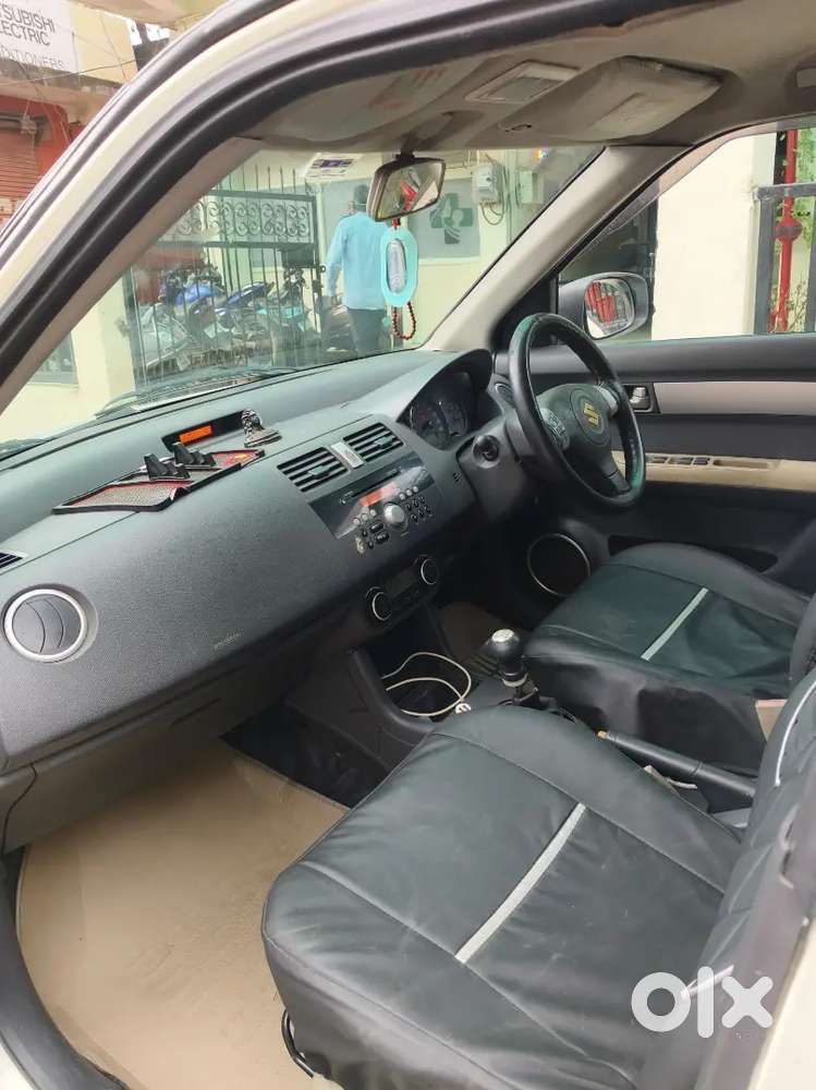 Maruti Suzuki Swift Dzire 2011 With 100000 Km Driven