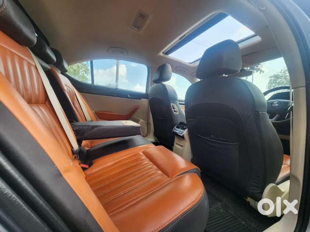 Skoda Superb 2.0 L&k Tsi At, 2019, Petrol