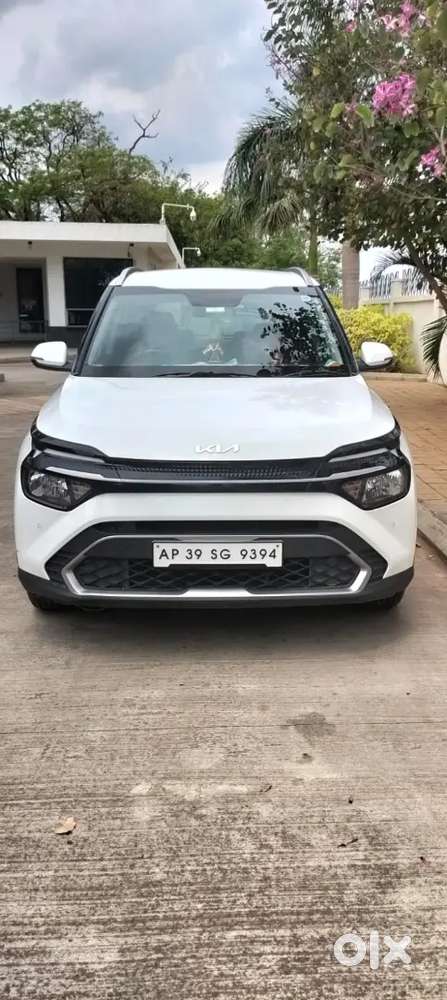 Kia Carens 2023 Diesel Well Maintained