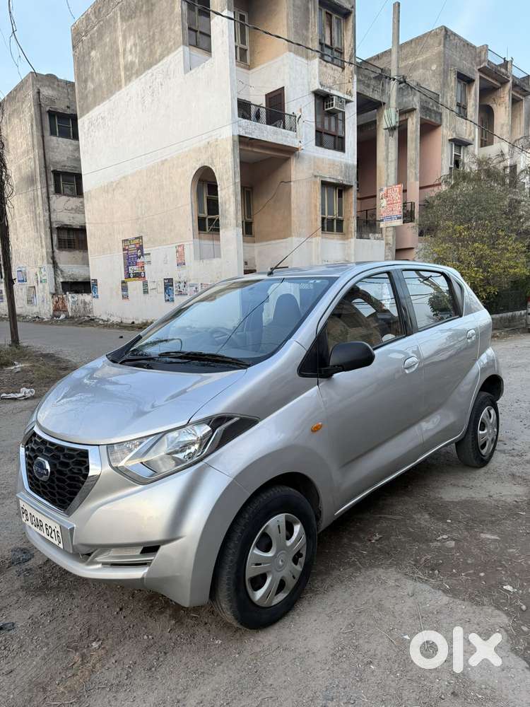Datsun Redigo T Option, 2016, Petrol
