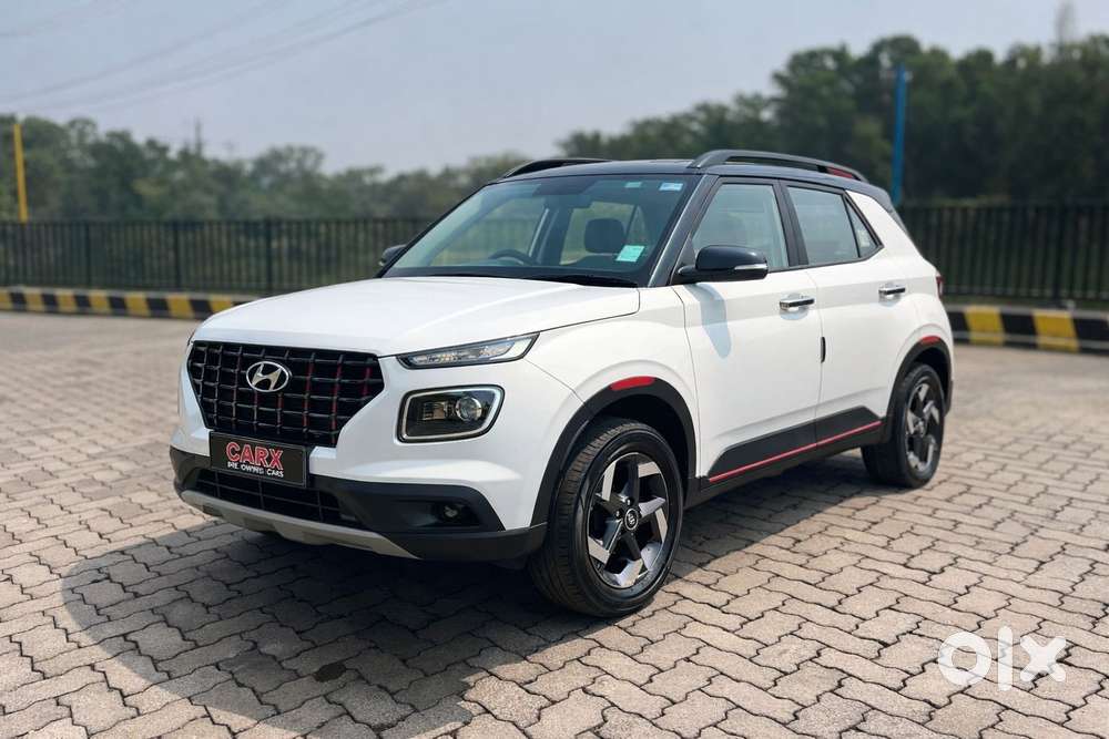 Hyundai Venue, 2023, Petrol