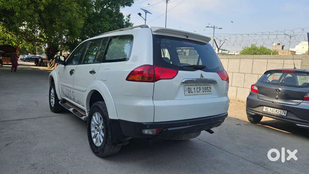 Mitsubishi Pajero Sport 2.5 Manual, 2012, Diesel
