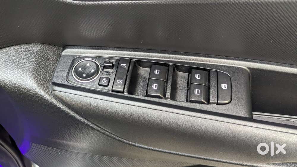 Kia Sonet G 1.2 5mt Htk(o), 2025, Petrol