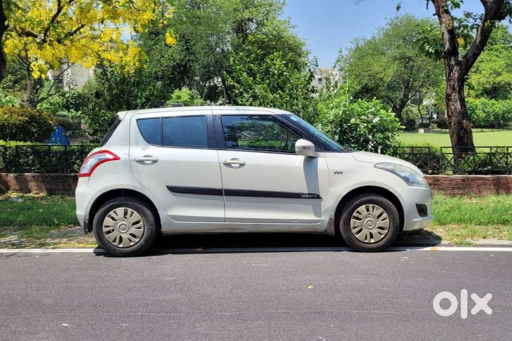Maruti Suzuki Swift 2012 Petrol Excellent Condition