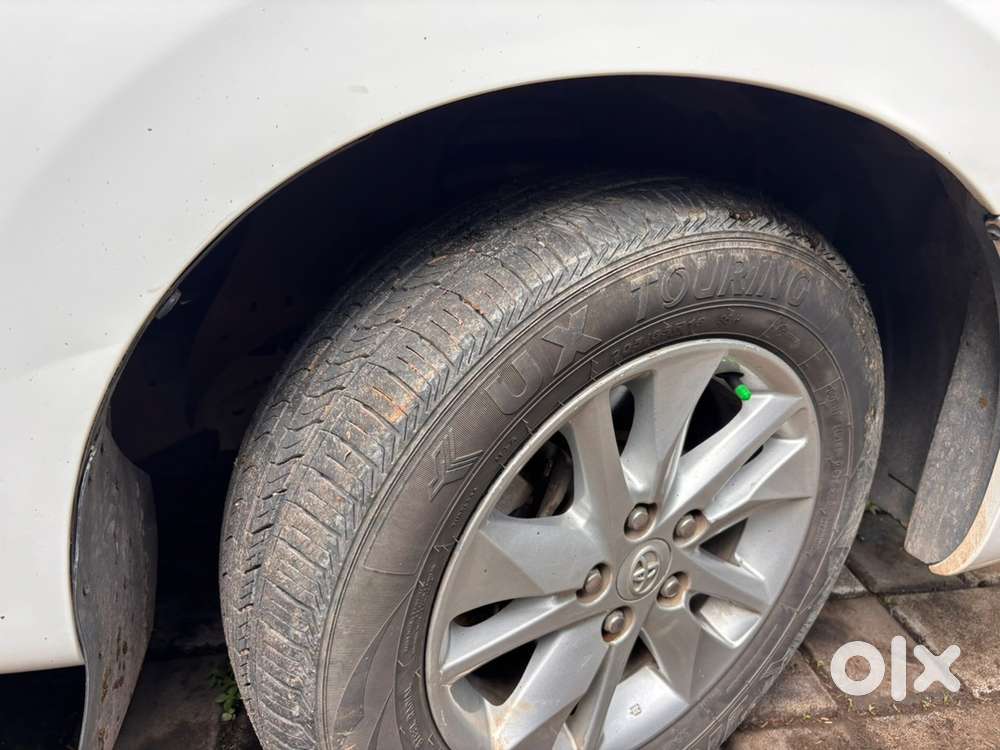 Toyota Innova Crysta 2023 Diesel 127171 Km Driven
