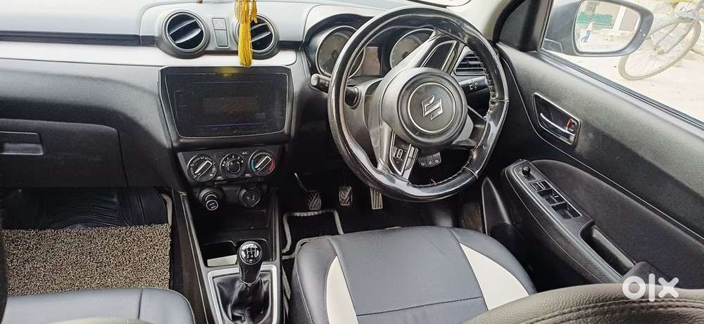 Maruti Suzuki Swift 2022 Cng & Hybrids 72000 Km Driven
