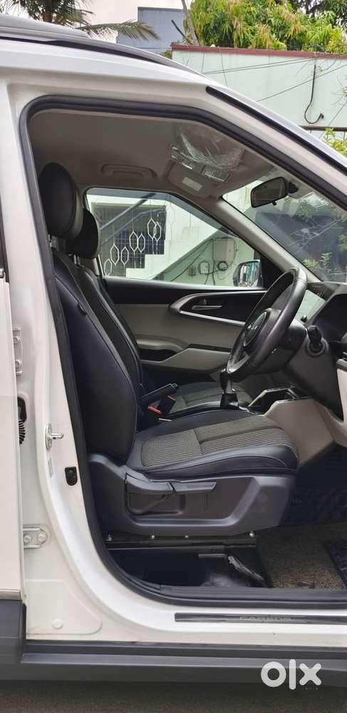 Kia Carens 1.5 Prestige 7 Str, 2025, Petrol