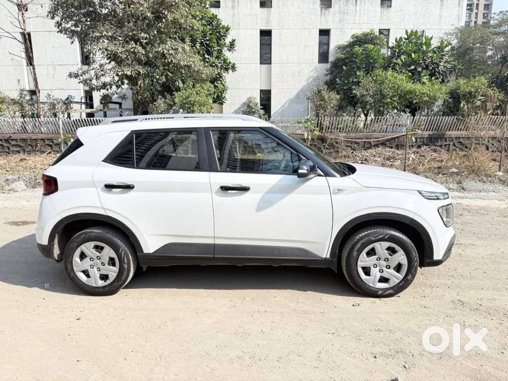 Hyundai Venue S, 2020, Petrol