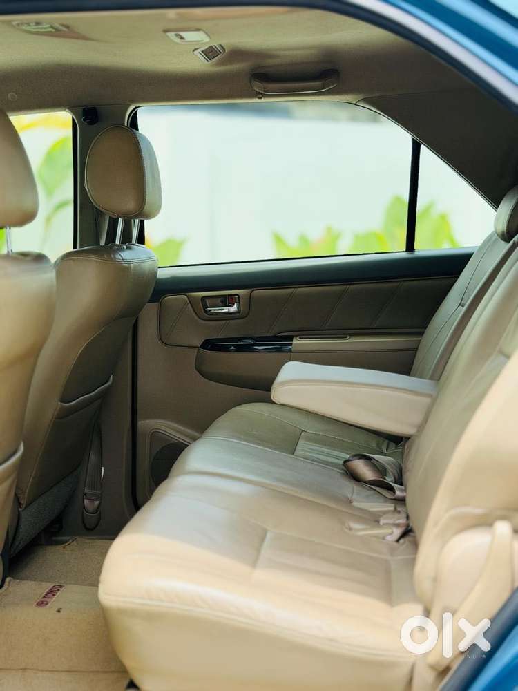 Toyota Fortuner 3.0 4x2 Automatic, 2012, Diesel