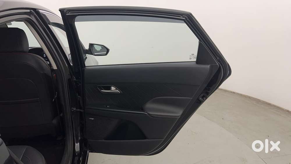 Hyundai Verna 1.5 Sx (o) Turbo Petrol Dct, 2023, Petrol