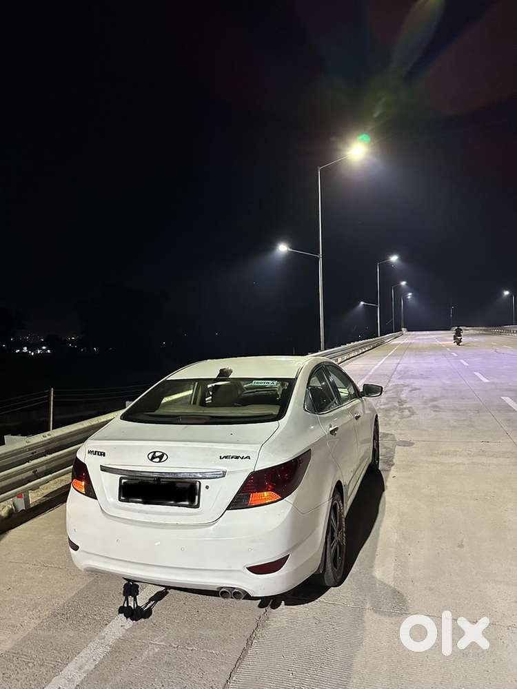 Hyundai Verna Petrol 2011