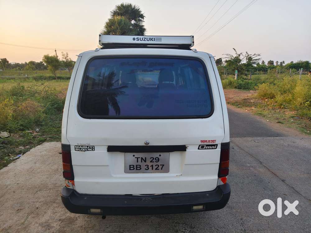 Maruti Suzuki Omni Mpi Std Bsiii 8-str W/ Immobiliser, 2015, Lpg