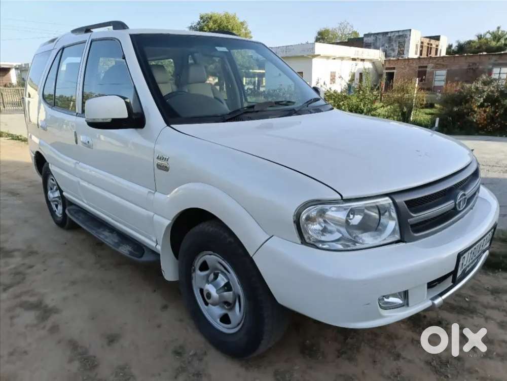 Tata Safari Dicor 2012