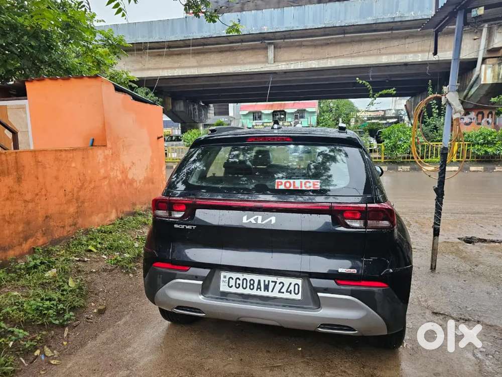Kia Sonet 2023 Petrol 27000 Km Driven