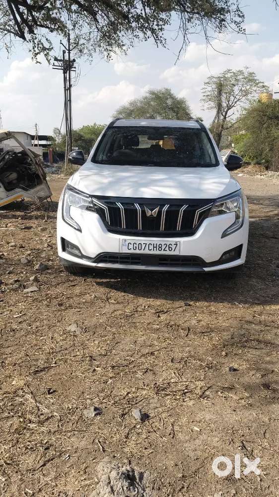 Mahindra Xuv700 2023 Diesel 98000 Km Driven