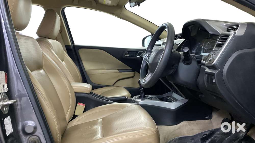 Honda City 1.5 V 4th Gen I-vtec Mt, 2022, Petrol