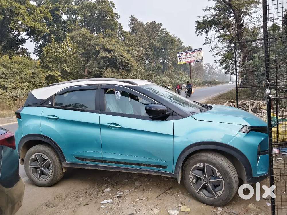 Tata Nexon  Creative Plus Dual Tone 2023 Petrol 36000 Km Driven