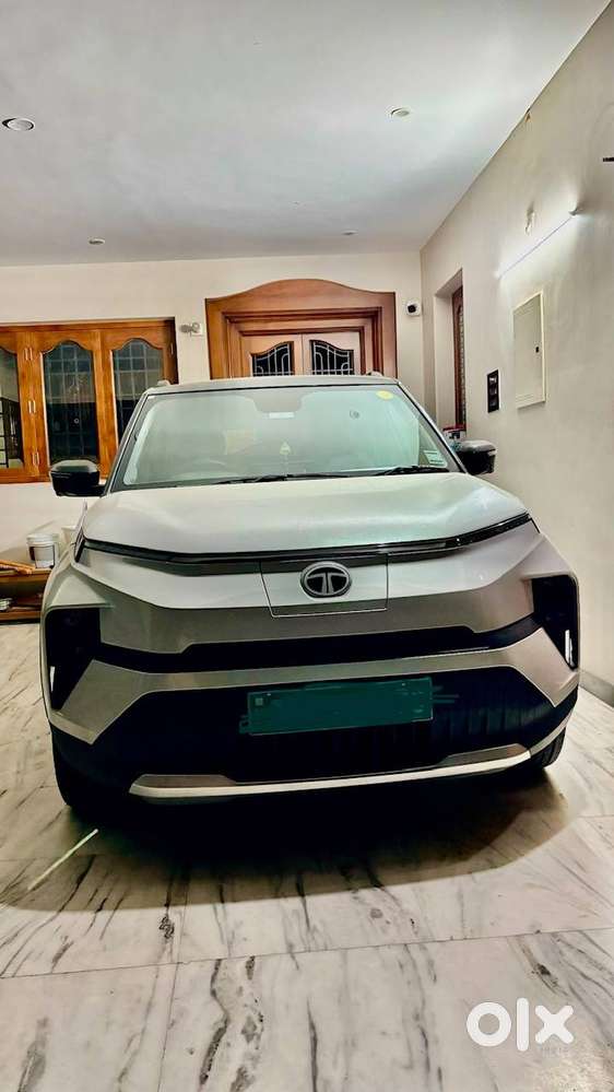 Less used Tata Punch top end EV car - Photo 1