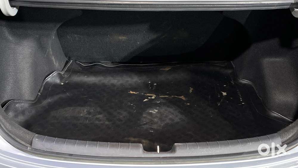 Hyundai Aura Sx (o) Manual, 2023, Petrol