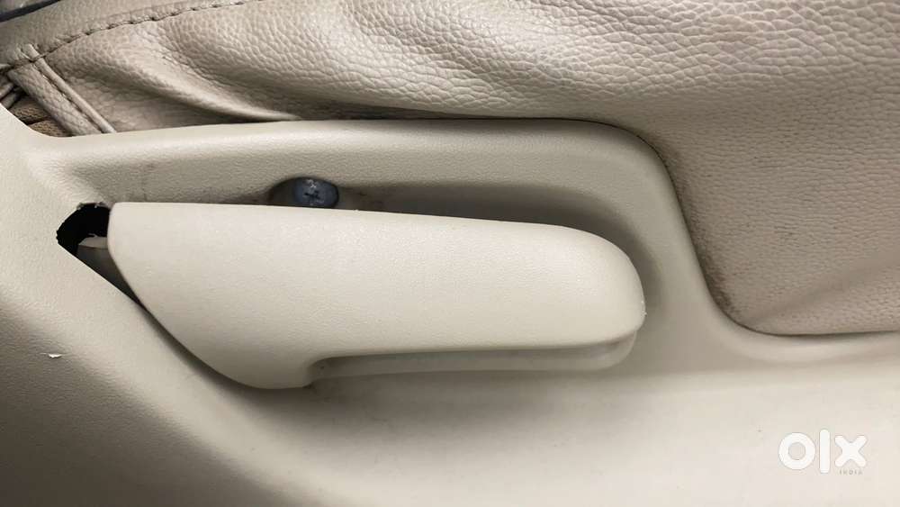 Maruti Suzuki Swift Dzire 1.2 Vxi Bsiv, 2016, Petrol