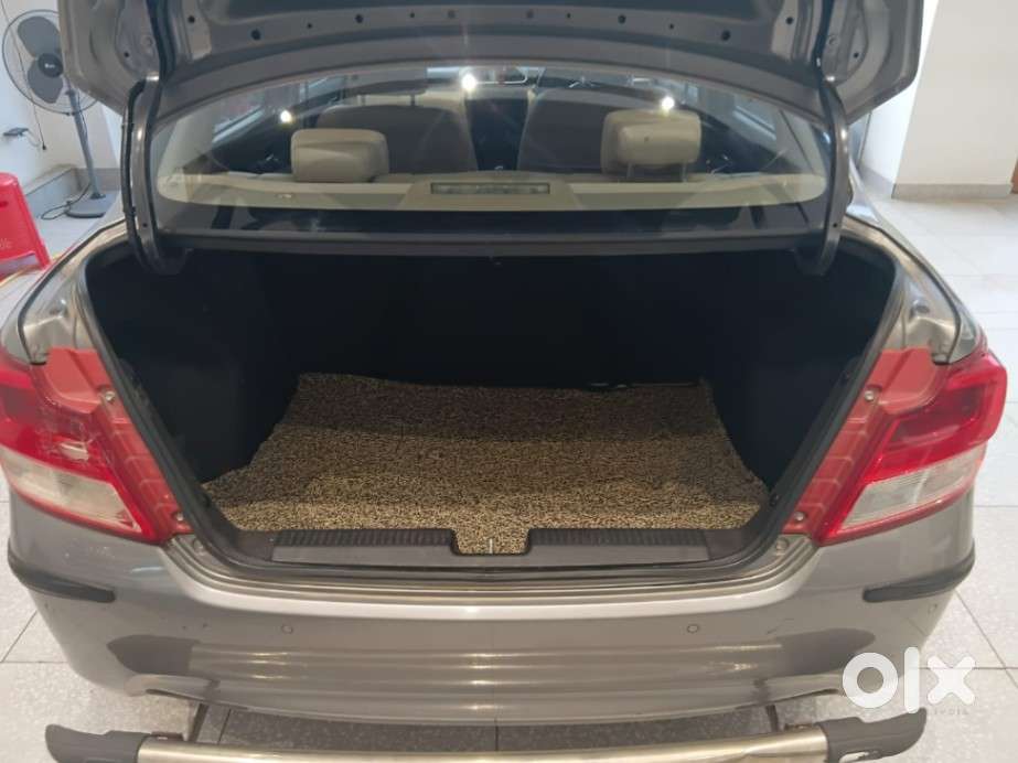 Maruti Suzuki Dzire 1.2 Vxi, 2021, Petrol