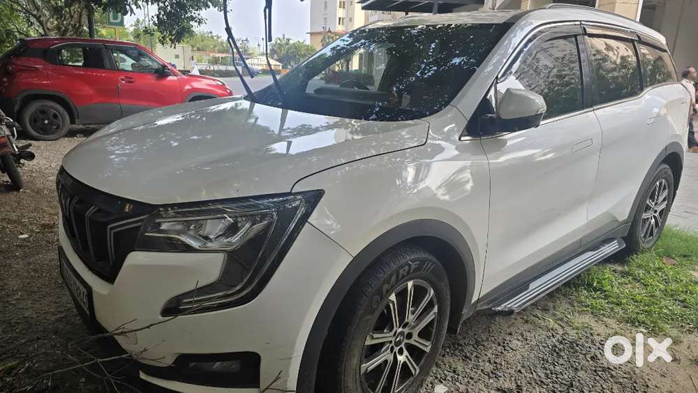 Mahindra Xuv700 2022 Diesel Well Maintained