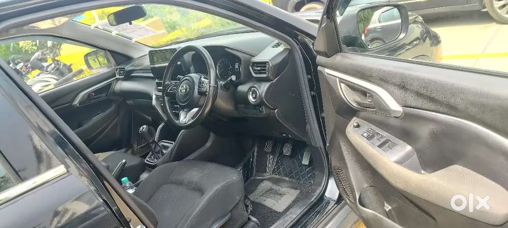 Toyota Urban Cruiser Hyryder 2025 Petrol 34505 Km Driven