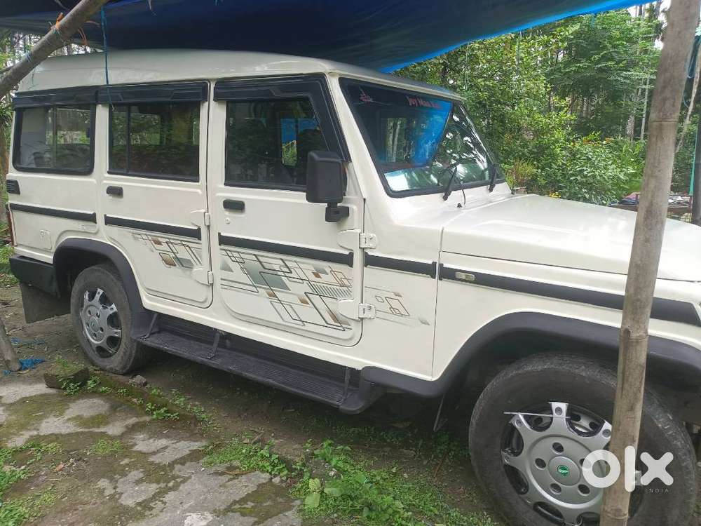 Bolero 9seater 2012-october