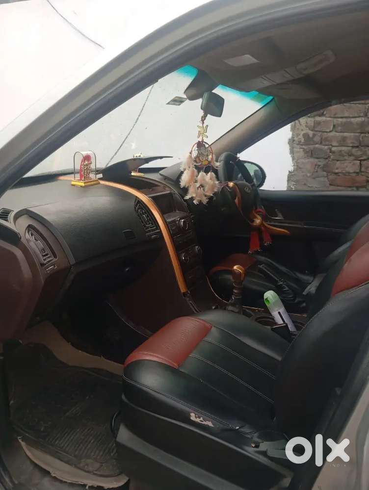 Mahindra Xuv500 2014 Diesel 115000 Km Driven