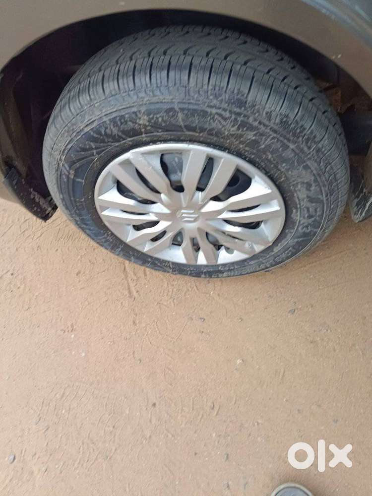 Maruti Suzuki Dzire 1.2 Vxi, 2022, Petrol