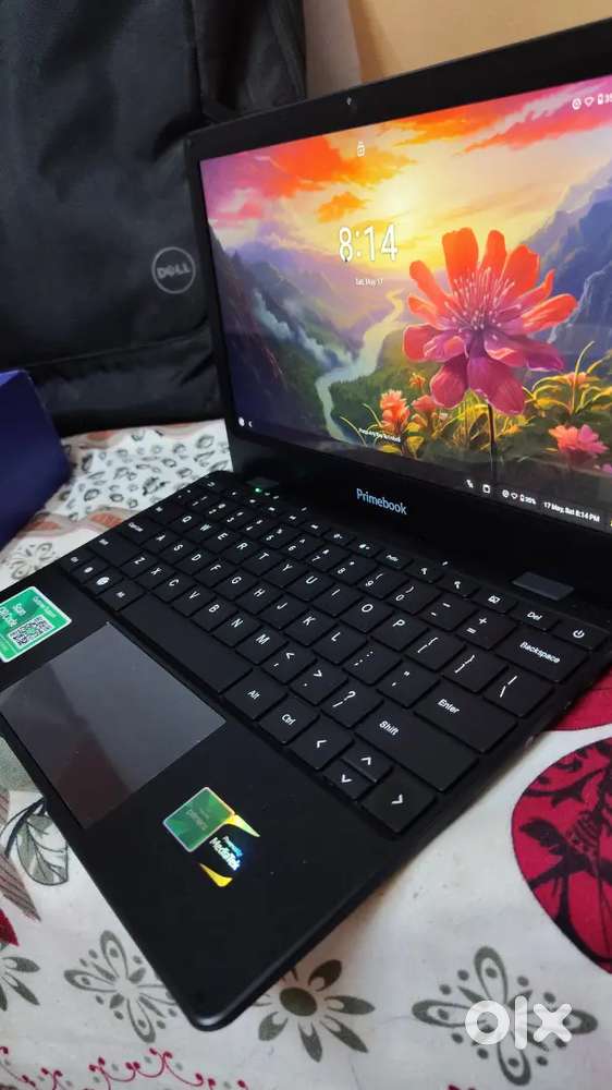 送料無料】新品SSD240GB 1台限定 ノートパソコン 中古動作良品 13.3型