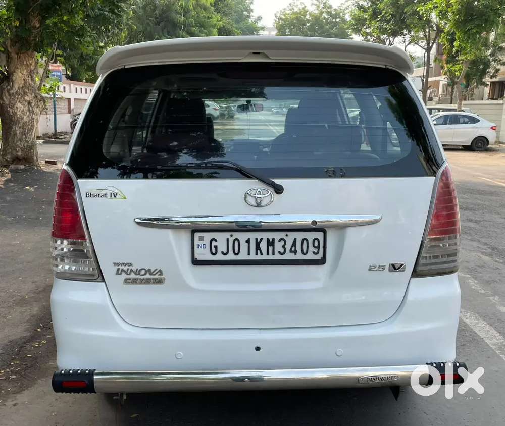 Toyota Innova 2011 Diesel Well Maintained