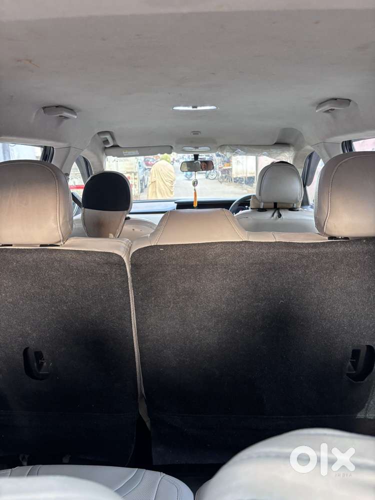 Mahindra Xuv700 2.2 Ax 3 Diesel Mt 7 Str, 2024, Diesel