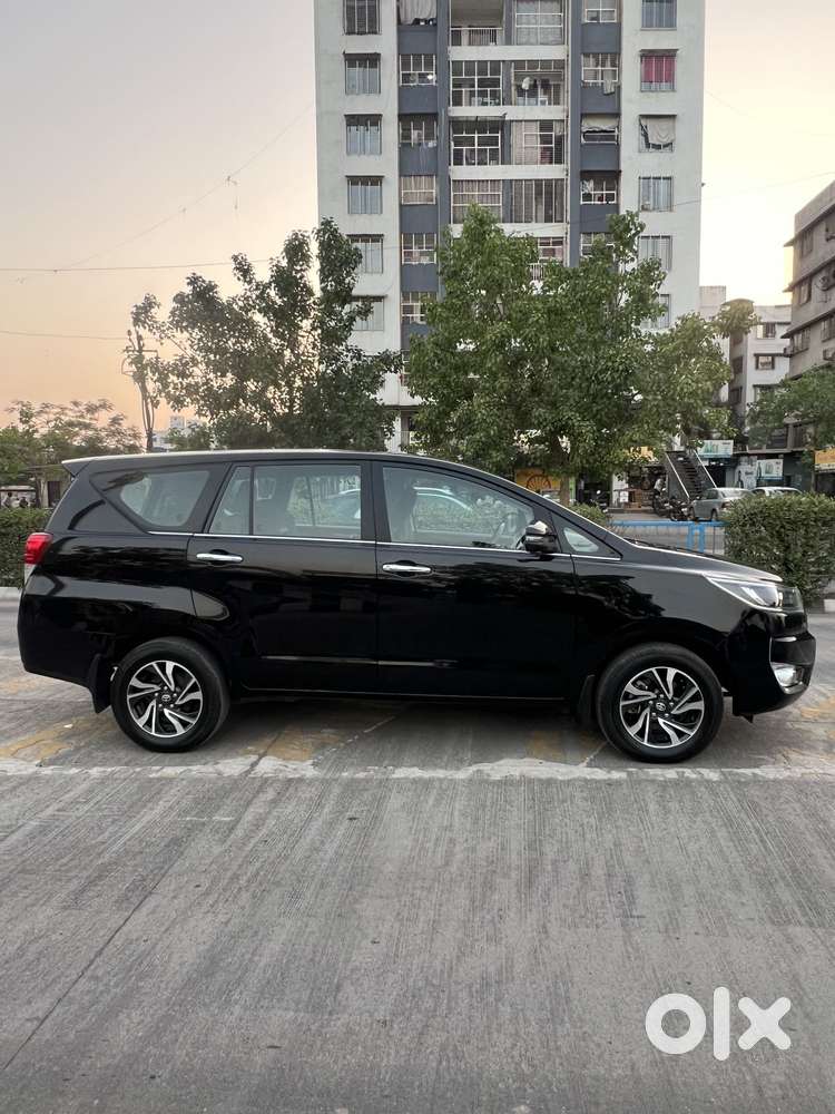 Toyota Innova Crysta 2.4 V 7 Str, 2025, Diesel