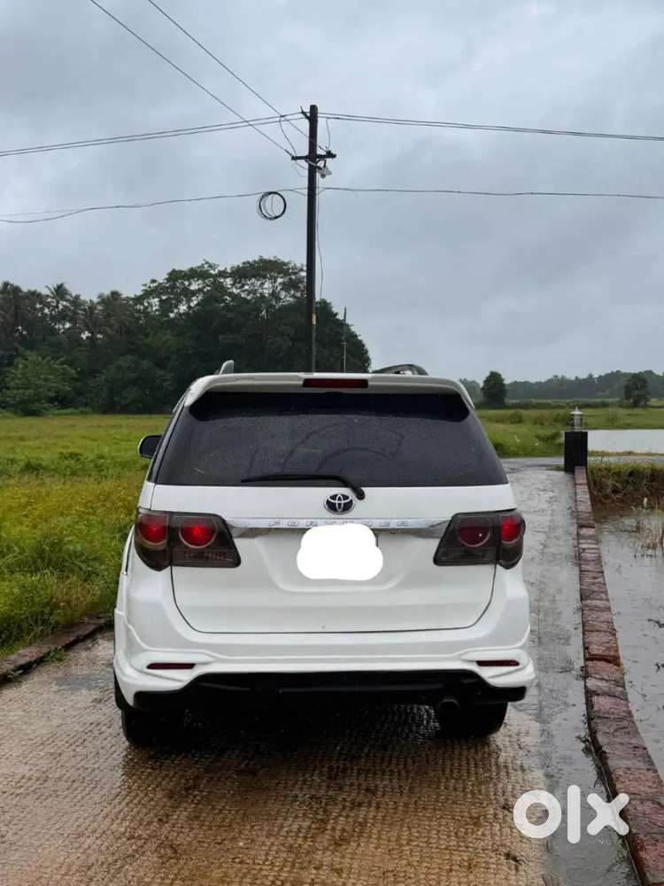 Toyota Fortuner 3.0 2013 Mt