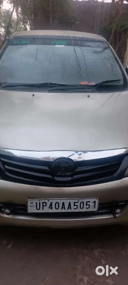 Toyota Innova Hycross 2009 Diesel 145000 Km Driven