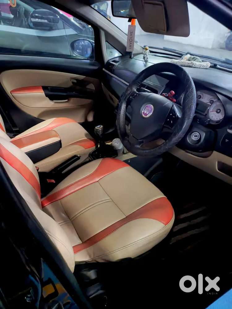 Fiat Linea Emotion 2010 Petrol