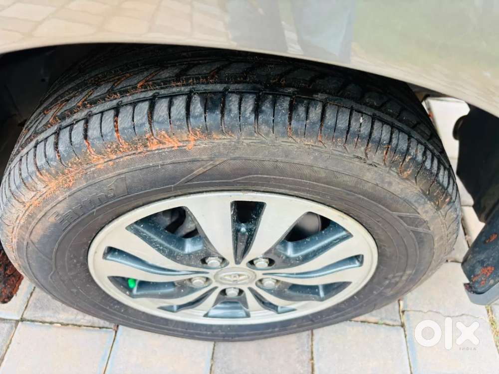 Toyota Innova, 2015, Diesel