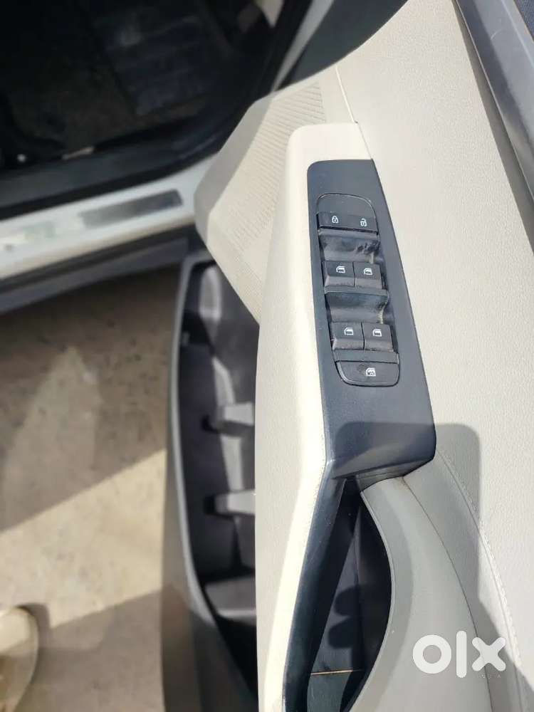 Kia Carens 2023 Model Imt