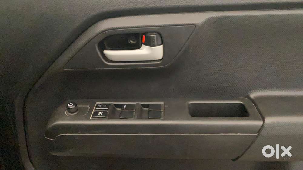 Maruti Suzuki Wagon R Vxi 1.0, 2022, Petrol