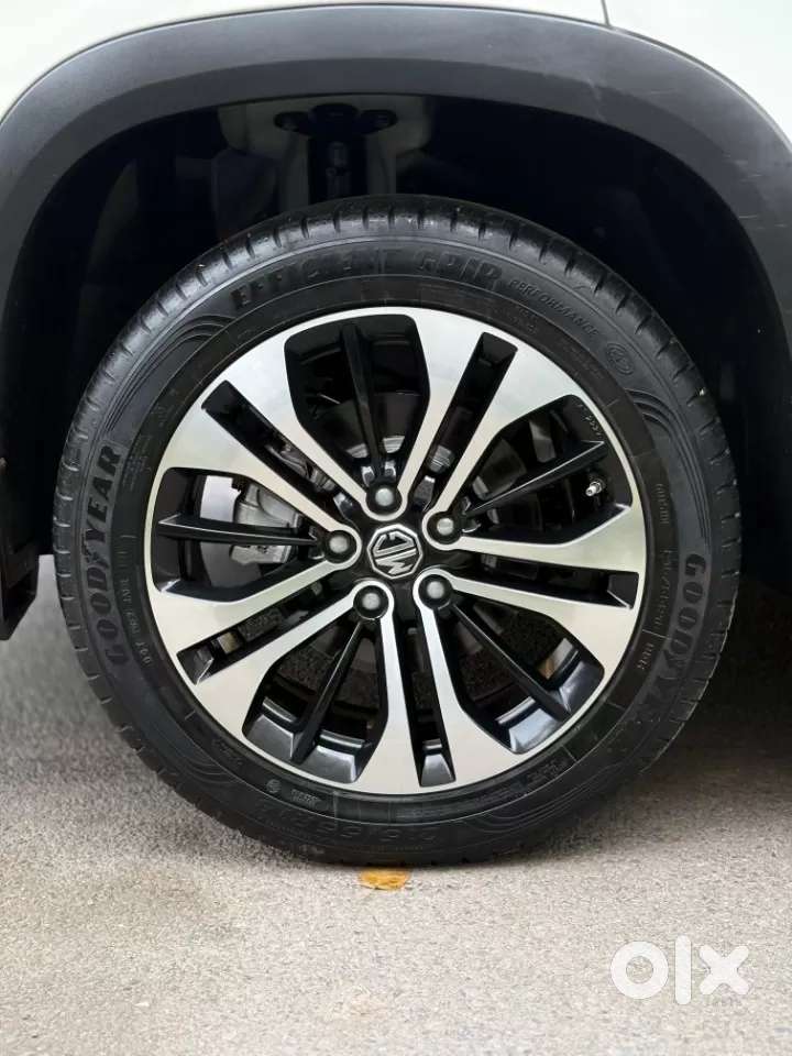 Mg Hector Sharp Pro 1.5 Turbo Cvt, 2023, Petrol