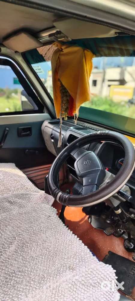 Maruti Suzuki Omni 2013