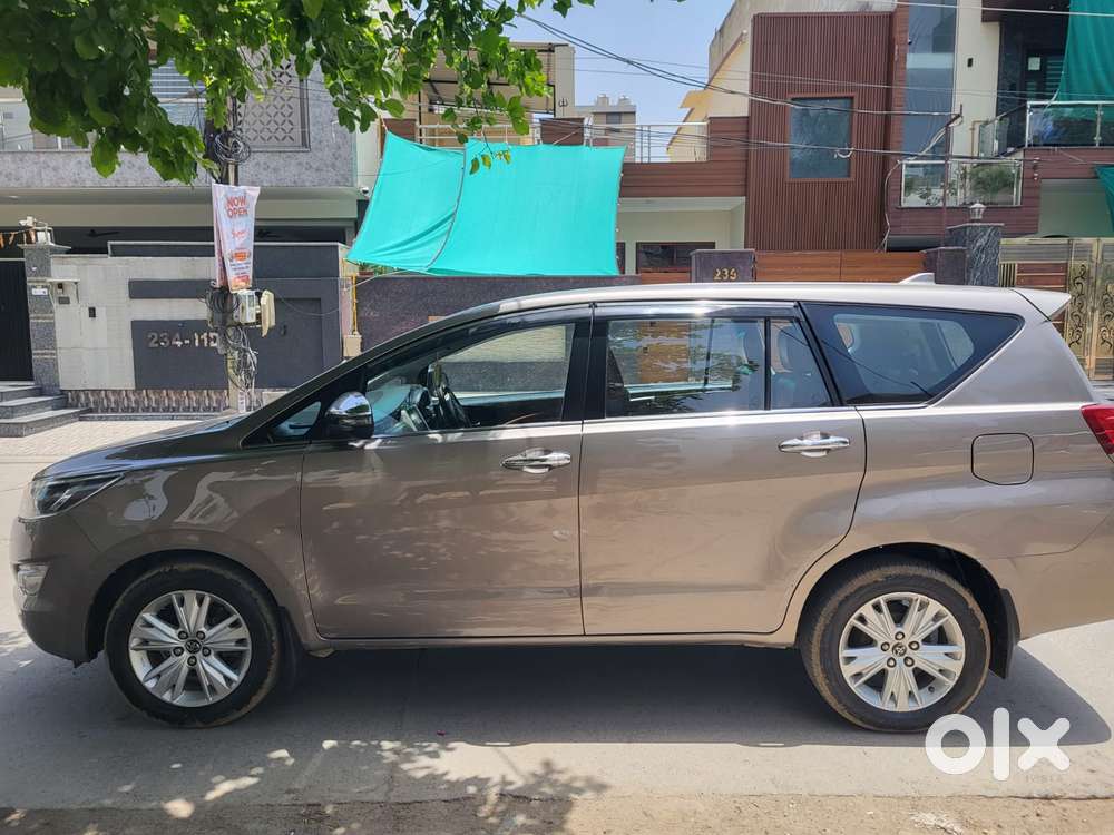 Toyota Innova Crysta 2.8z Automatic, 2018, Diesel