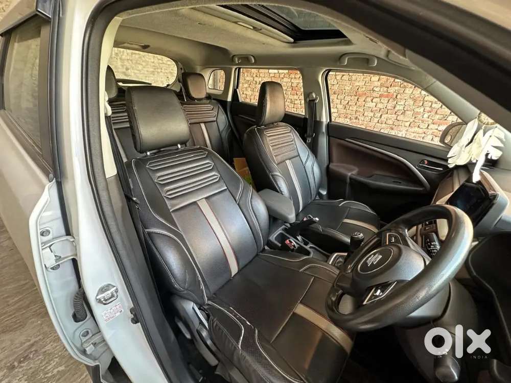 2022 Breeza Zxi Smart Hybrid