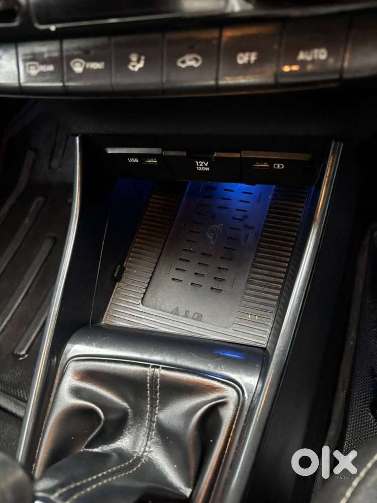 Hyundai Elite I20 Asta (o) 1.2 Mt, 2021, Petrol