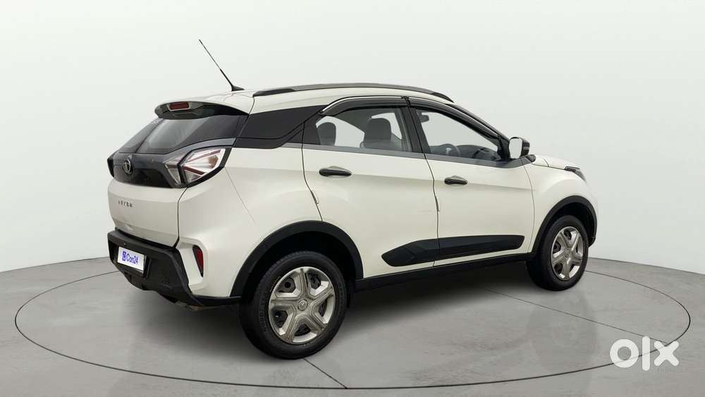 Tata Nexon 1.2 Revotron Xm, 2020, Petrol